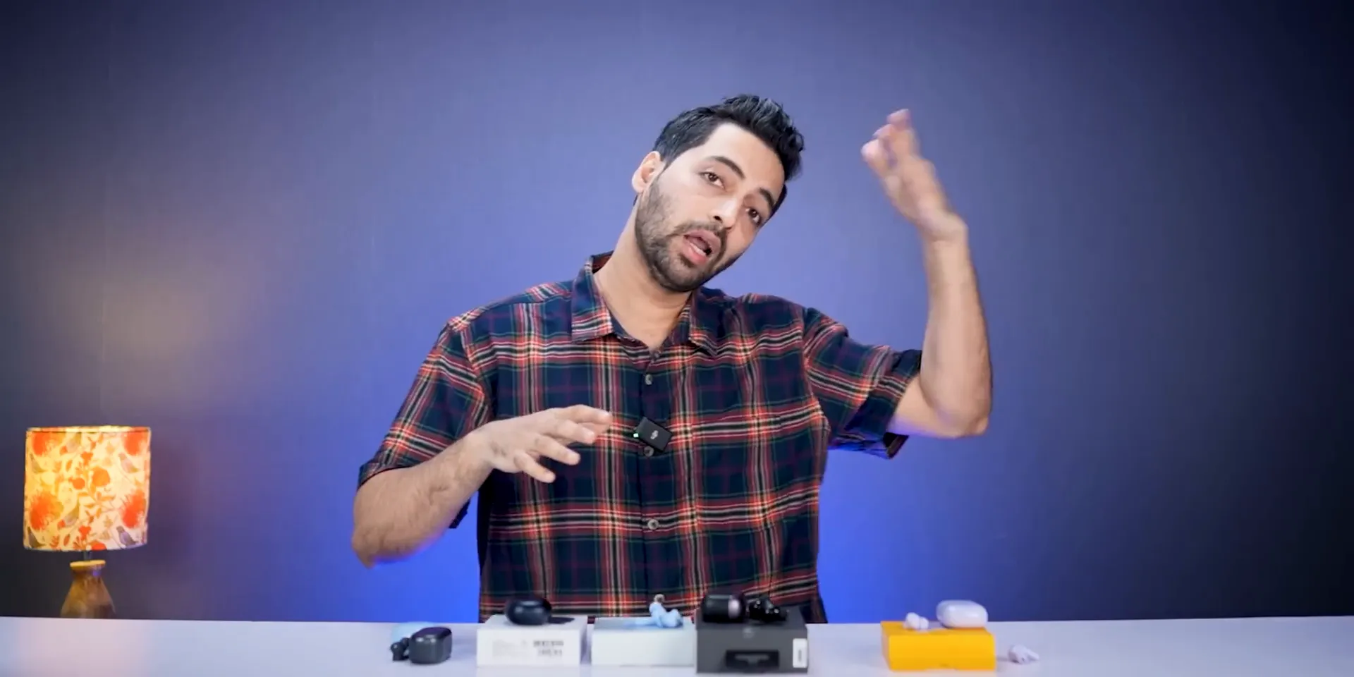 किसके लिए नहीं हैं ये TWS?