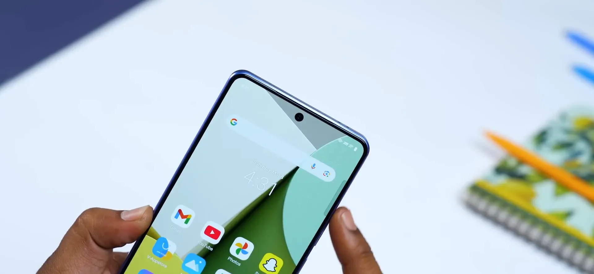 iQOO Neo 10R display