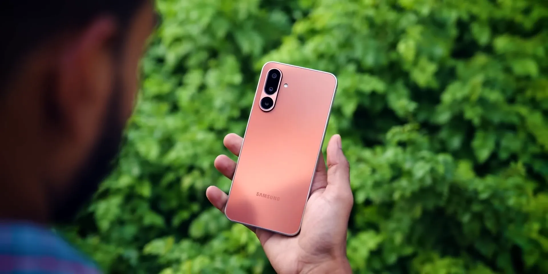 Samsung Galaxy M36 5G का पहला लुक फ्रंट और बैक